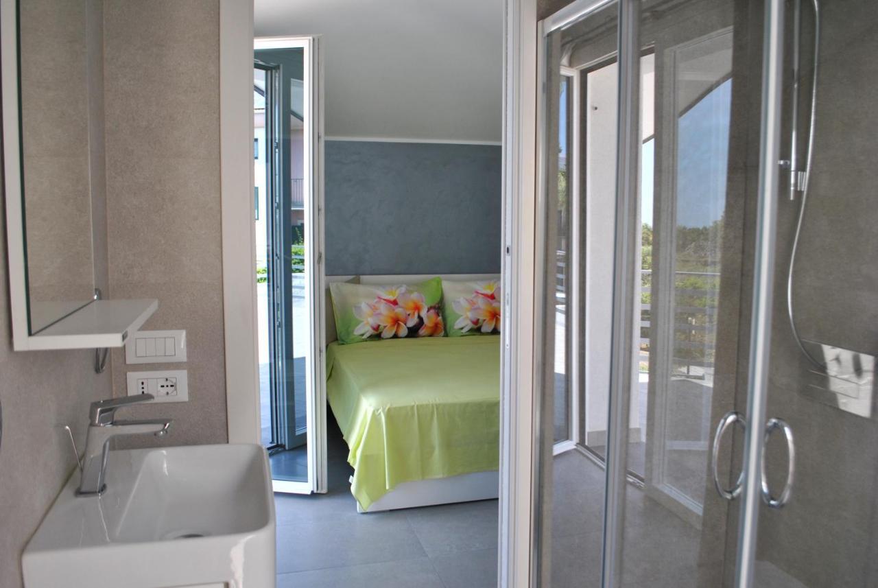 Villa Dedalisa By Holidayngo Acireale Esterno foto